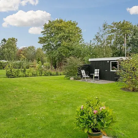 Sommerhuset Rusen 24 בית נופש *
