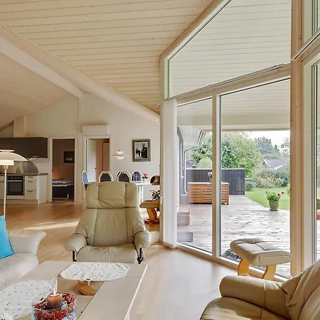Sommerhuset Rusen 24 בית נופש סטגה