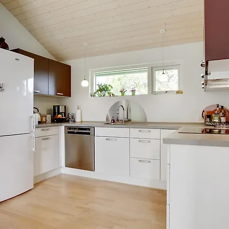 Sommerhuset Rusen 24 סטגה